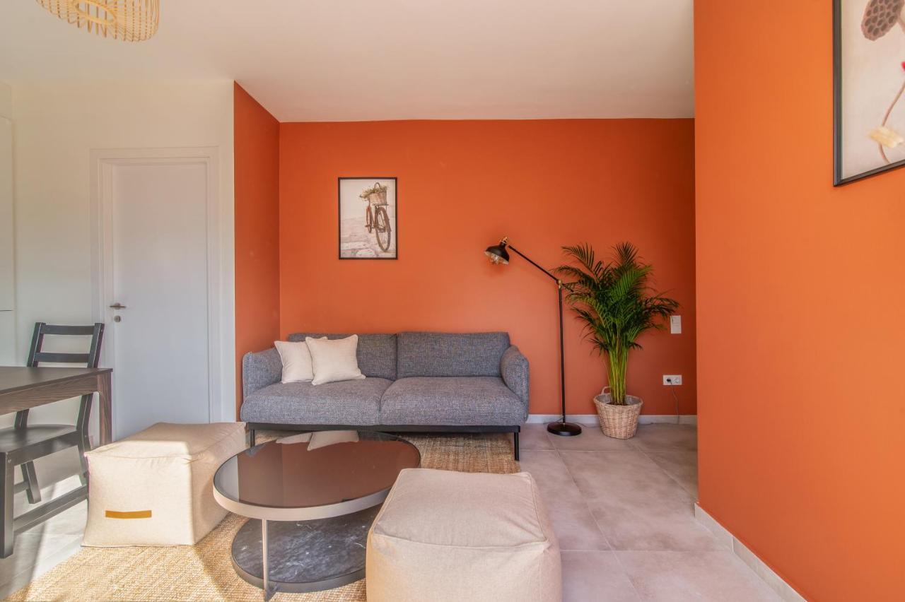 Stunning 2-Bedrooms Apartment In The Heart Of 아테네 외부 사진