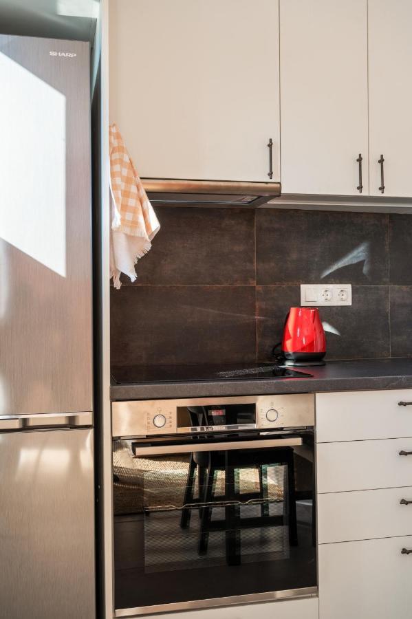 Stunning 2-Bedrooms Apartment In The Heart Of 아테네 외부 사진
